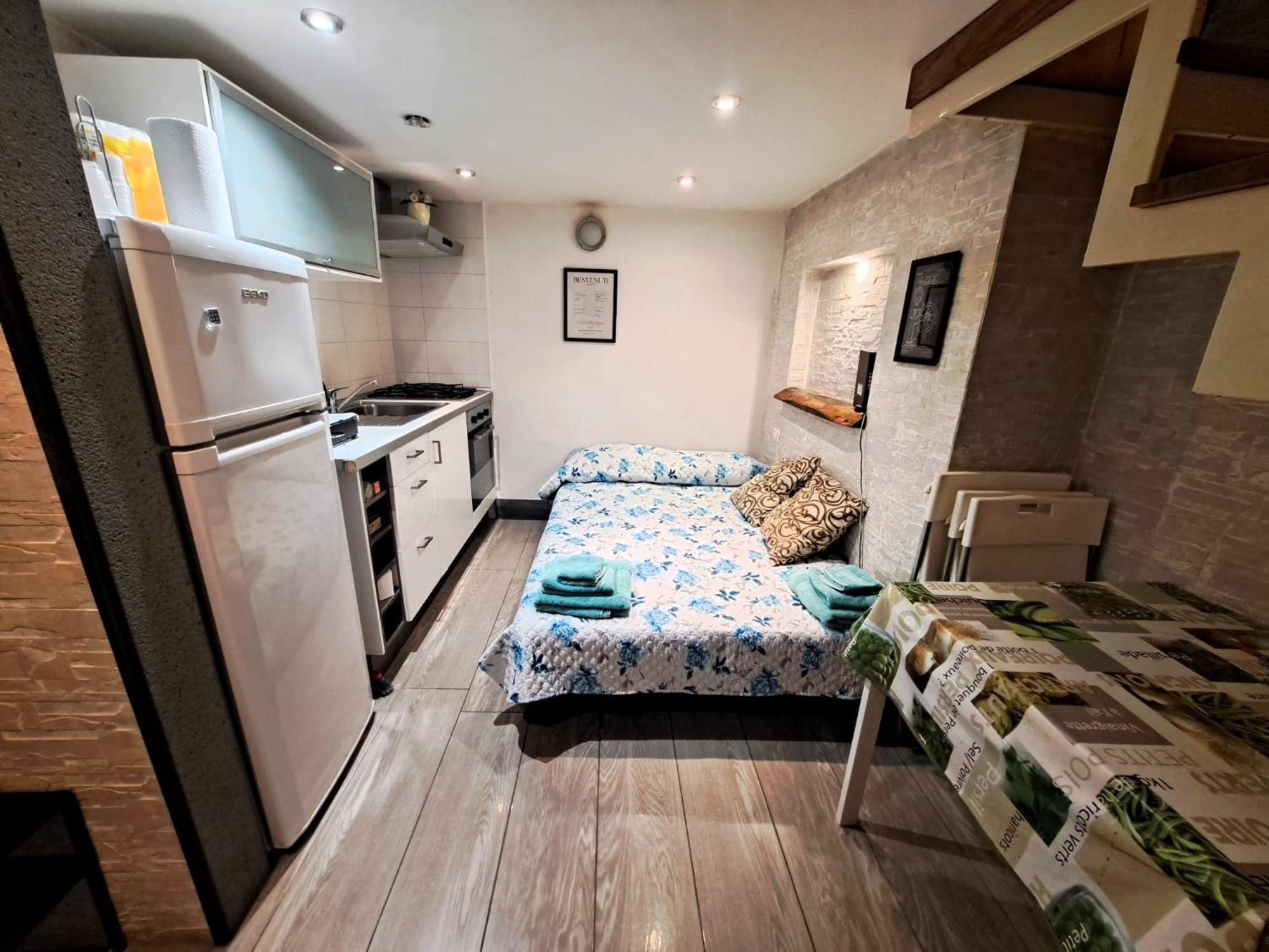 Toledo 27, A Due Passi Da Piazza Del Plebiscito Apartamento Nápoles Exterior foto